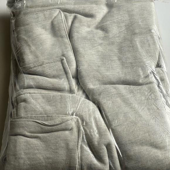 NWT We Wore What Cargo Sweat Pants Fleece XXL Heather Grey - Picture 6 of 6